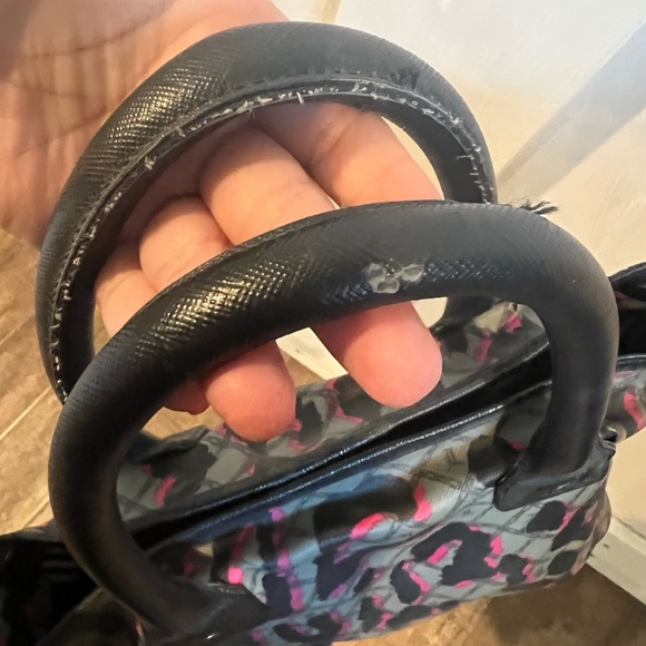 L.A.M.B by Gwen Stefani leopard handbag - Picture 10 of 11